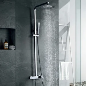 Conjunto de duche para casa de banho modelo suecia cor cromado