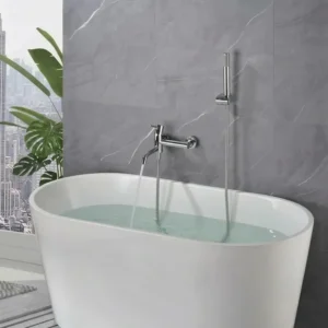 Torneira de banheira com chuveiro de mão modelo monza cor cromado